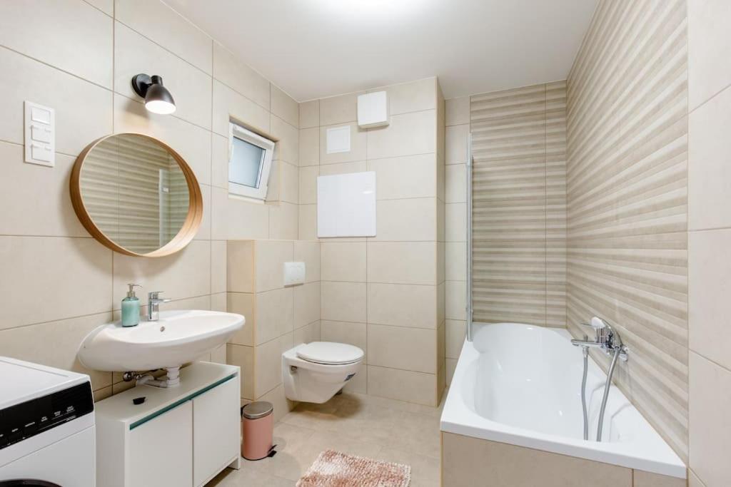 Szondi Corner Apartman Boedapest Buitenkant foto